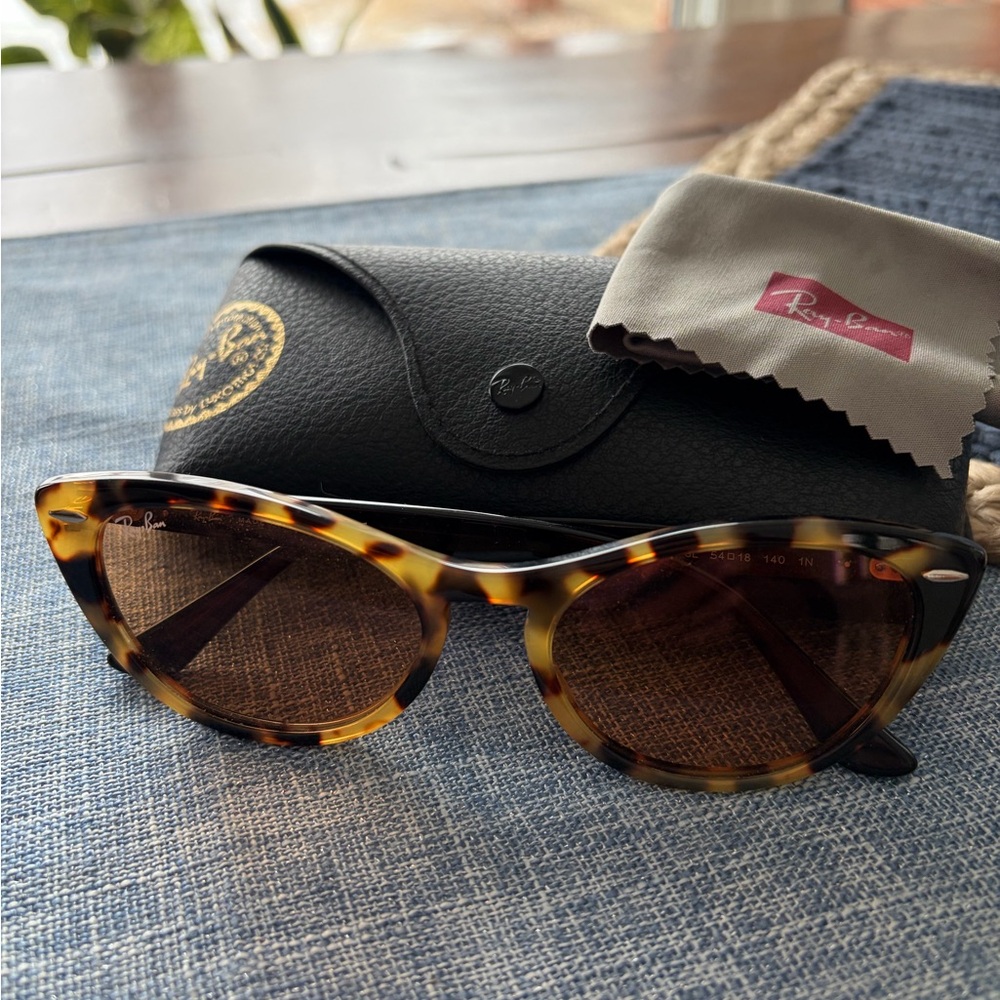 Ray-Ban Leopard Print Women's Sunglasses